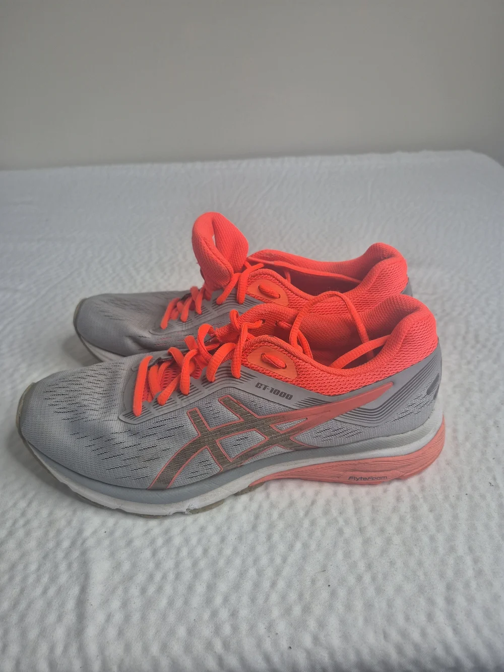 ASIC Men  Running Shoe  GT-1000 7 Grey/Flash Coral Sz 8